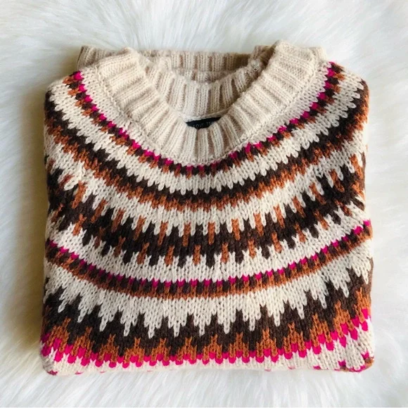 Love Tree Christmas Sweater Size L - Picture 4 of 16